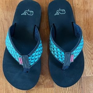 Mens size 7 Vineyard Vines flip flops
